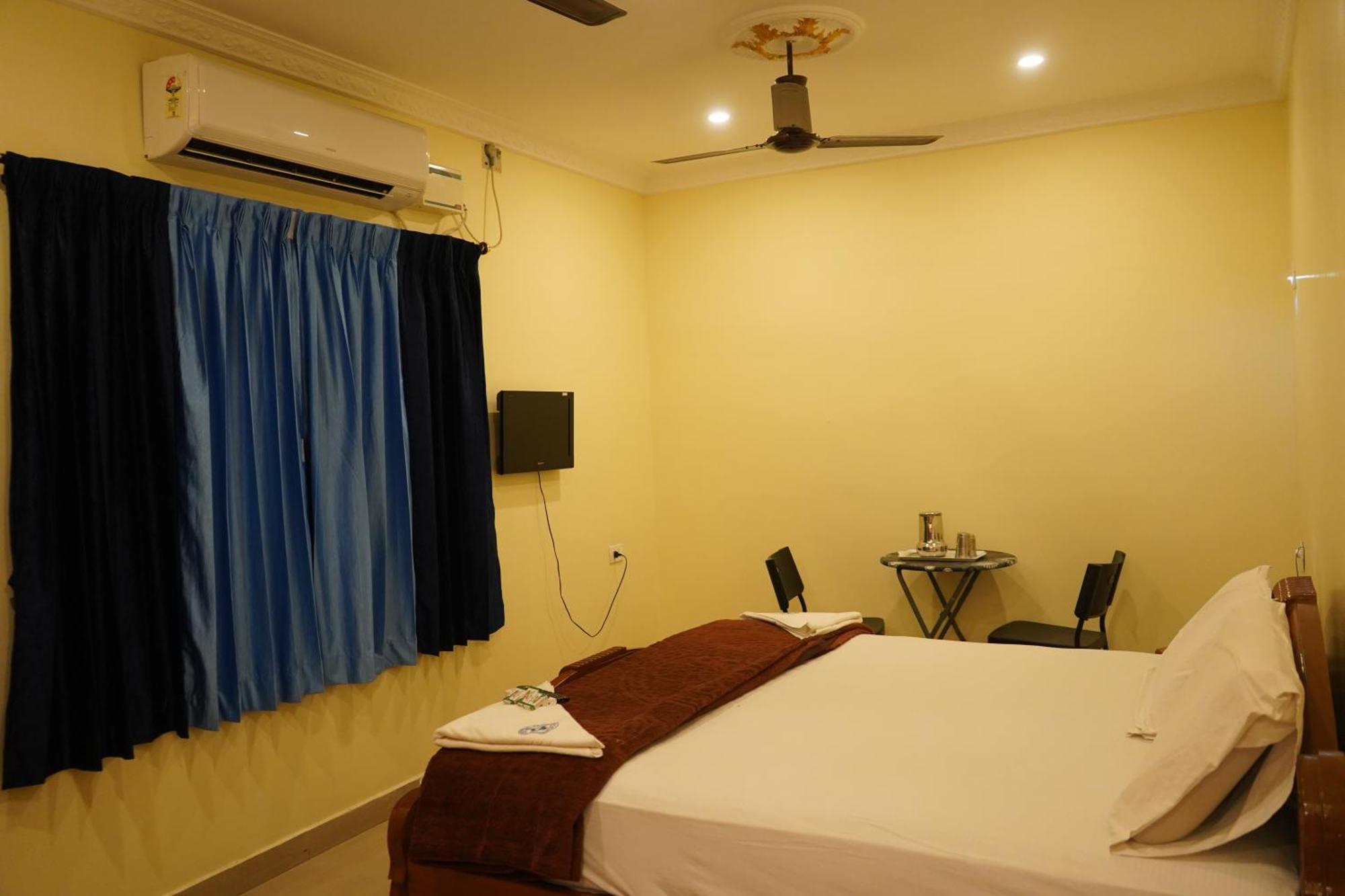 Hotel Supreme Ac Rāmeswaram 외부 사진